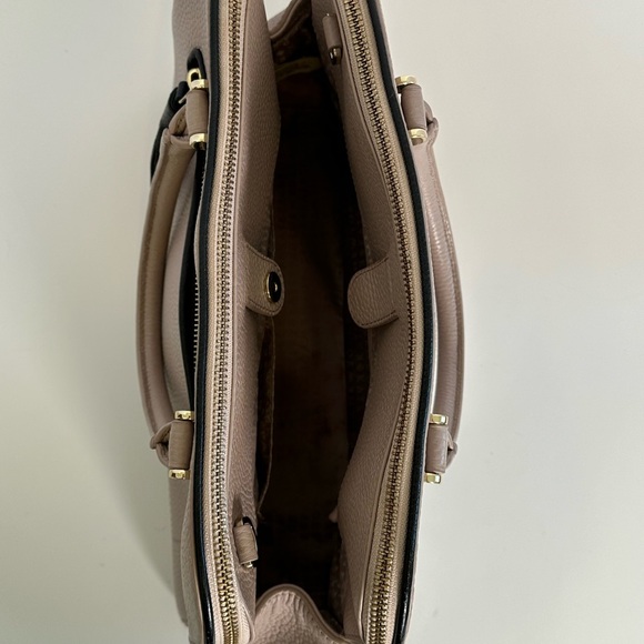 Kate Spade leather satchel bag with removable strap in taupe w/ black trim. - Picture 8 of 16
